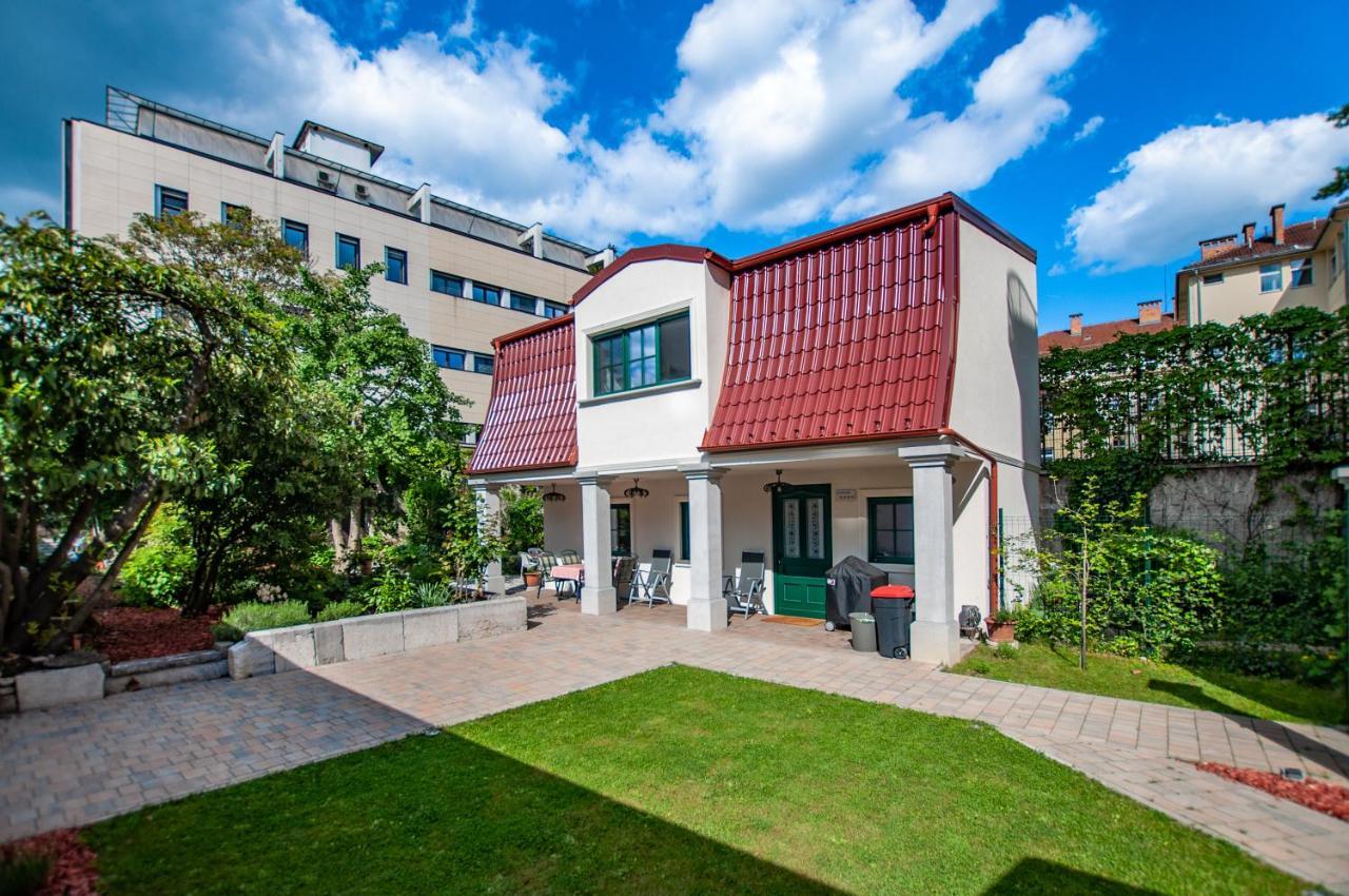 Entire House In The Center Of Ljubljana - Free Parking - Dragon Garden Pavilion Ljubljana Ngoại thất bức ảnh